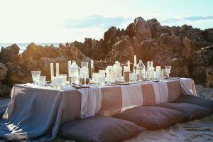 Bon Ton a tavola: Regole di eleganza e raffinatezza per un'esperienza gastronomica perfetta